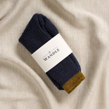 Load image into Gallery viewer, Thick British wool socks
